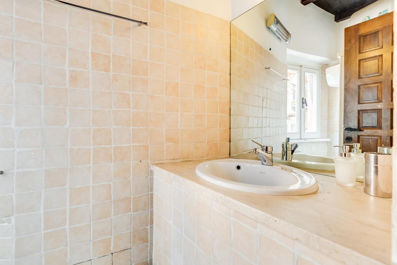 Romantic House With Terrace Luaran gambar