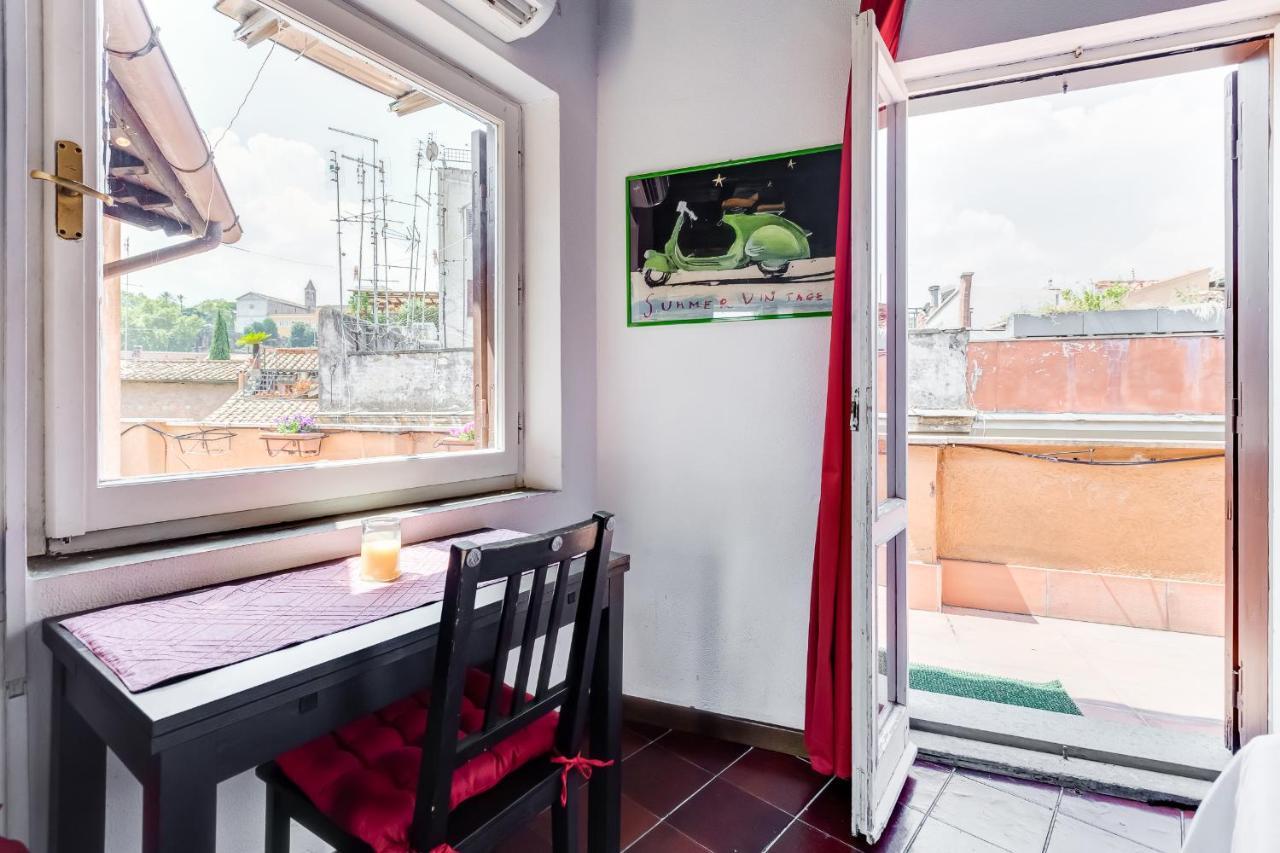 Romantic House With Terrace Luaran gambar